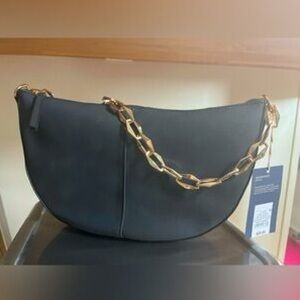 Universal Thread Black Shoulder Bag with Gold Chain
